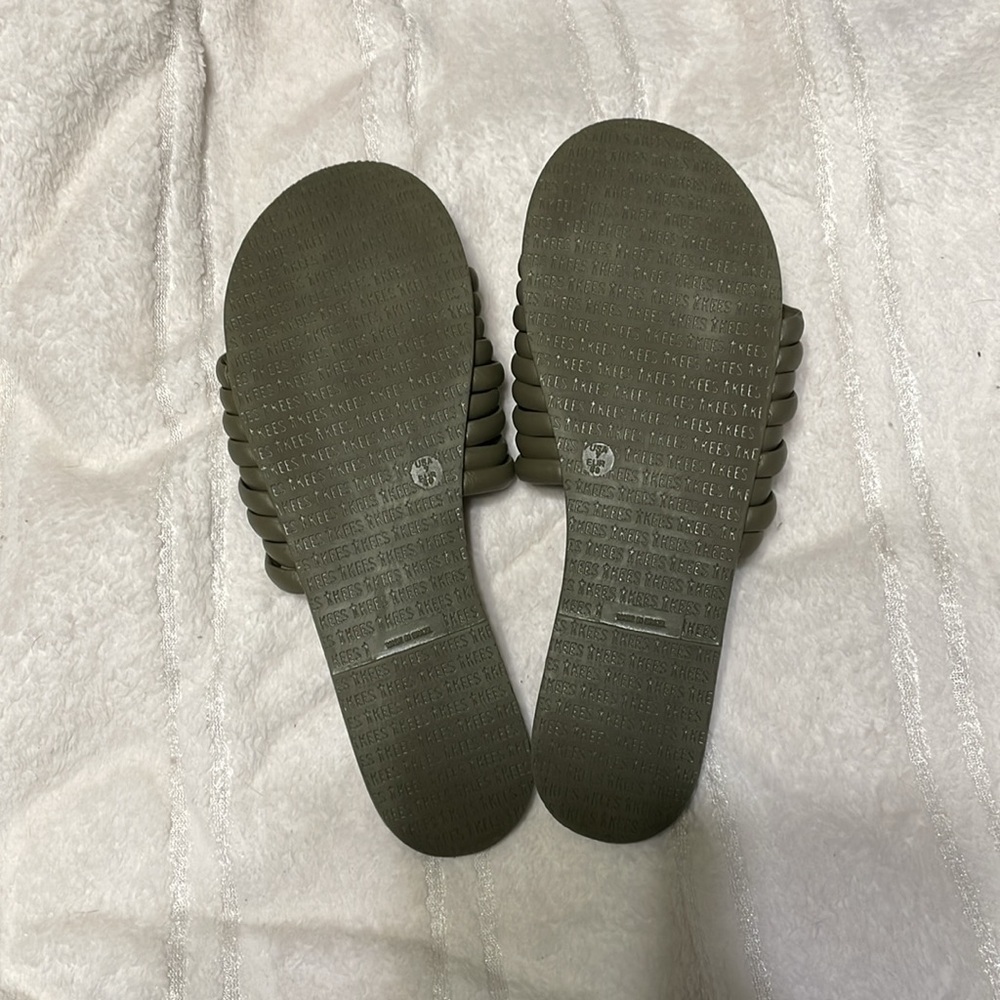 TKEES NWOT Caro Slide Sandals Olive Size 7 - Picture 5 of 11